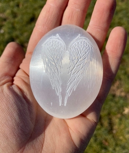 Selenita de piedra de Palma grabada, selenita Natural que abre el Chakra de la Corona, ayuda en la meditación, protege y protege tu energía - Product Image 4