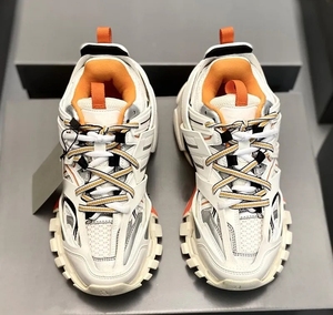 2026 LED Sports Casual Designer High Quality Womens <b>Shoes</b> Lightweight <b>Height</b> <b>Increasing</b> Designer Sneakers Walking Style <b>Shoes</b> - Product Image 3