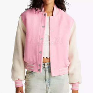 Veste Letterman pour femmes Top Design pour l'hiver Vêtements tricotés à la mode avec décoration de boutons à un prix compétitif - Product Image 2