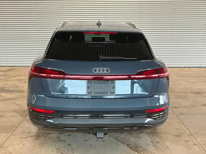 AUDI Q8 E-TRON LHD 2024, VEHÍCULO USADO ELÉCTRICO DE PRIMERA MANO - Product Image 2