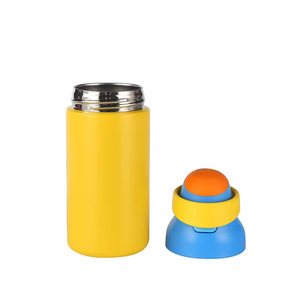 Garrafa de Água Esportiva de Aço Inoxidável 550ml com Isolamento a Vácuo e Canudo, Copo com Alça, Atacado - Product Image 2