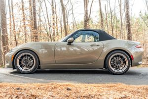 Mazda MX-5 Miata Grand Touring 2024 d'occasion en excellent état - Product Image 3