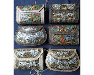 Pochette de soirée mosaïque spéciale mariage avec cadre métallique vintage, sac à main mosaïque de créateur avec élégante chaîne de transport - Product Image 5