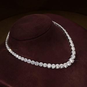 Oferta Especial: Collar de Cadena de Tenis con Diamantes de Moissanita Redondos VVS, con Cadena de Lujo con Incrustaciones de Plata 925 para Mujer - Product Image 4