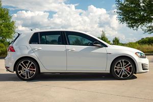 Volkswagen GTI Sport 2017 Usado, Sin Reserva, 1 Dueño, Transmisión Manual de 6 Velocidades, Interior Clark Plaid, Propiedad del Sur - Product Image 3