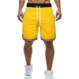Short de sport d'été en maille pour hommes, pantalon de basket-ball décontracté respirant à une couche, short de maison et de plage pour hommes à séchage rapide. - Product Image 6
