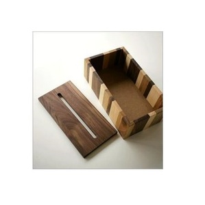 Caja de pañuelos de madera rectangular de diseño moderno para uso doméstico en la cocina Artículo decorativo de mesa de resina metálica - Product Image 3
