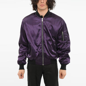 Chaqueta de bombardero de satén informal de invierno para hombre, chaqueta universitaria bordada de tela de satén con decoración de botones de poliéster - Product Image 1