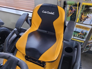Tondeuse à gazon industrielle 2 temps diesel 28V Cub Cadet GX54 2026 pour bricolage, à vendre - Product Image 3