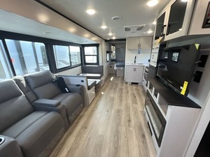 Nueva Caravana Jayco Jay F-e-a-t-h-e-r 25RB 2026 en Venta para Camping y Viajes - Product Image 3