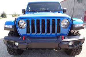 Jeep Gladiator Rubicon 4x4 d'occasion 2023, moteur 3.6L V6, transmission automatique (8 vitesses) 4WD/AWD - Product Image 2