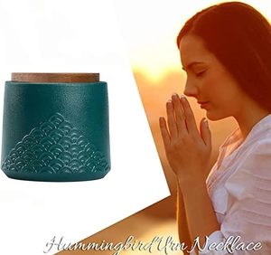Urna conmemorativa funeraria moderna para adultos pequeños Urna de metal pequeña en tono verde para almacenamiento de cenizas - Product Image 6
