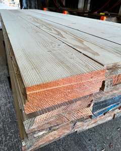 Madera de teca, abeto, pino, cerezo, abedul, nogal, roble rojo y fresno para uso en muebles, suministro a granel - Product Image 3