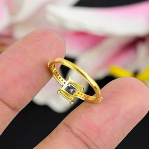 แหวนโทแพซสีขาวทรงเหลี่ยม |   เครื่องประดับแฟชั่นเงินแท้ 925 สำหรับผู้หญิง |   งานปาร์ตี้และของขวัญ - Product Image 3