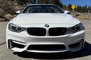 BMWSS M 4 cabriolet 2017 d'occasion et propre avec sièges en cuir à direction gauche-Vente aux enchères pour la saison - Product Image 2