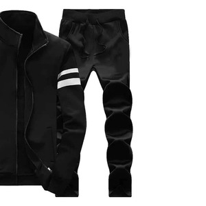 Nouvelle arrivage de survêtements pour hommes avec logo personnalisé Matériau durable de pointe pour l'extérieur en hiver Respirant et confortable - Product Image 6