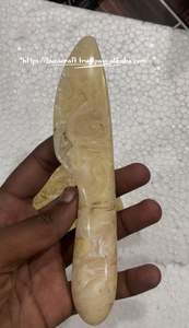 Juego de Cuchillos para Queso Portátiles de Resina Duradera, Ecológicos y de Lujo, Cortador y Esparcidor de Queso Moderno para el Hogar, Cafetería o Restaurante - Product Image 3