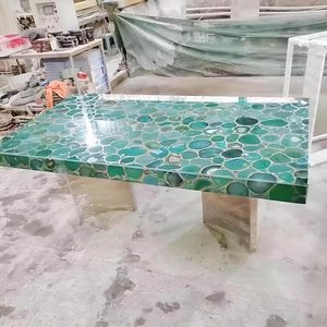 Table de luxe en agate polie artisanale – Motif religieux et floral pour la décoration intérieure – Table en résine d'agate - Product Image 1