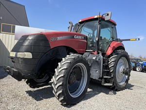 Utilisé pour Case IH Magnum 235 Tracteur à roues à usage intensif avec composants de base, y compris moteur à roulement GEA Pump à vendre - Product Image 4