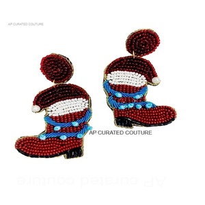 Premium Christmas Snow Ball Dangle Boucles d'oreilles personnalisables Déclaration de goutte perlée-Bijoux en gros pour femmes - Product Image 6