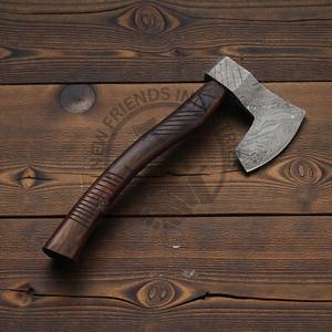 Hacha de Acero de Damasco Forjado de Primera Calidad con Mango de Madera de Palisandro y Hermoso Funda de Cuero, Hacha Resistente para Proyectos de Bricolaje - Product Image 4
