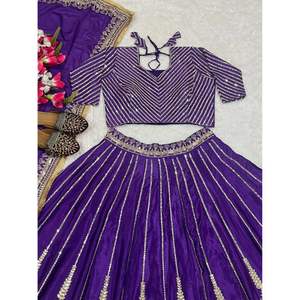 Diseñador de color azul Nueva colección Lehenga Choli de seda pesada - Product Image 6