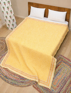 Couvre-lit en coton jaune Jaipur fait main, imprimé floral, léger, pour lit King ou Queen - Product Image 2