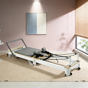 Máquina de Pilates Reformer de Aluminio Plegable para Moldear el Cuerpo, Reformer de Aluminio para Centros de Rehabilitación - Product Image 2