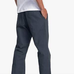 Pantalones chinos resistentes a las arrugas para hombre: suaves y cómodos, perfectos para uso informal de negocios y uso diario - Product Image 2