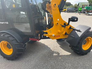 Chargeuse télescopique compacte JCB TM110 Agri à transmission hydrostatique, la meilleure à vendre près de chez moi - Product Image 4