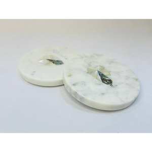 Posavasos de mármol blanco moderno, nuevo Soporte redondo personalizado para té y bebidas con acabado antiguo, función de cocina impermeable - Product Image 1