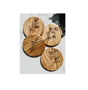 Posavasos de madera natural Posavasos de bebida de madera de nogal de Color marrón Premium rústico Grabado láser Espacios en blanco Posavasos de tuerca de pared Calor - Product Image 1