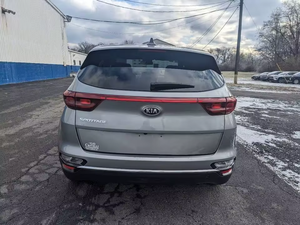 Kia Sportage LX 4 portes SUV 4x4 certifié, propre et peu utilisé, boîte automatique, conduite à gauche, cuir foncé, turbo, électrique, transmission intégrale (AWD) - Product Image 6