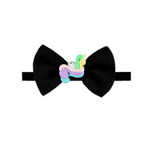 DT & FMCG Juguetes y accesorios de papelería Banda para el cabello para agregar un toque elegante a su atuendo - Product Image 1