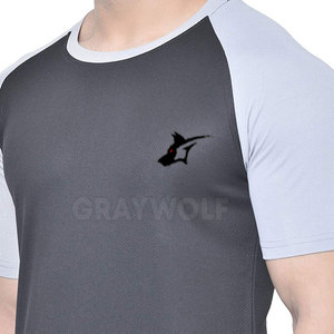 เสื้อยืดฝึกซ้อมคุณภาพพรีเมียม 100% ผ้าฝ้าย สำหรับออกกำลังกายในยิมและวิ่ง ชุดกีฬา-ผ้าแห้งเร็ว เป็นมิตรกับสิ่งแวดล้อม และระบายอากาศได้ดี - Product Image 6