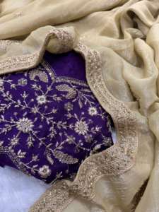 ผ้าซิลค์อินเดีย-ปากีสถานแบบดั้งเดิมสำหรับฤดูร้อน สวยงาม บริสุทธิ์ นุ่ม เบาสบาย พร้อมงานปักเลื่อมหนักๆ ชุดส่าหรีพร้อมเสื้อคลุมสไตล์ชาติพันธุ์ เหมาะสำหรับงานปาร์ตี้ - Product Image 4