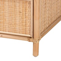 Élégante étagère de présentation moderne en rotin avec tiroir de rangement, idéale pour organiser la chambre à coucher et la décoration bohème.