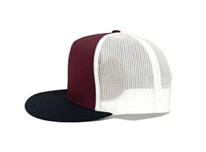 Casquette de camionneur de couleur personnalisée avec maille 5 panneau à bord plat respirant chapeau tendance casquette urbaine réglable Vietnam usine OEM - Product Image 2