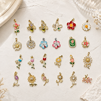 Liontin Bunga Vintage Antialergi Kuningan Lapis Emas 18k Enamel Ungu Merah Pesona Bunga untuk Kalung Gelang Perhiasan