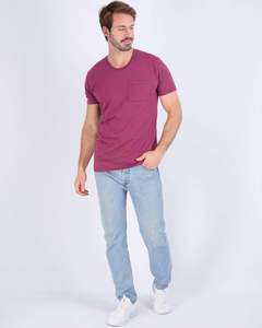 T-shirt moderne pour homme, col rond, manches courtes, tricot léger, drapé flexible, texture lisse, circulation d'air, confort, prêt pour le mouvement quotidien, maintien doux - Product Image 1