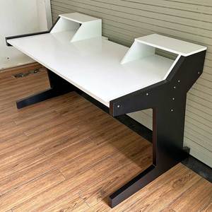 Escritorio StudioDesk SD68012 de Madera Natural para Estudio y Oficina, Ergonómico y Ensamblado para Uso en el Hogar, Hotel y Comedor - Product Image 6