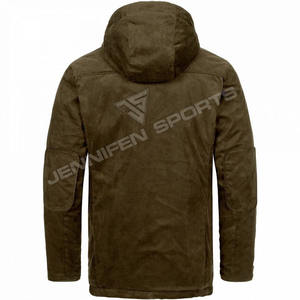 Veste de chasse avec capuche en tissu 100% coton ciré, boutons et fermeture à glissière, poches avant à l'intérieur de la doublure matelassée en polyester - Product Image 4