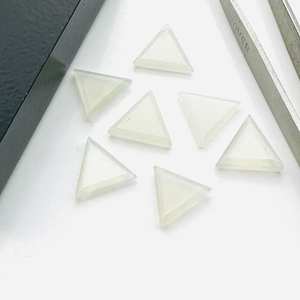 Piedra Lunar Gris Natural, Forma Triangular, Gema Suelta, Calidad 12 MM, Piedra para Joyería y Artesanía - Product Image 3