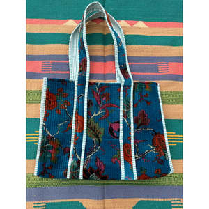 Bolsa de Mano Grande Reversible Acolchada de Terciopelo y Algodón, Estilo Boho, Ecológica, Resistente, para Compras, Playa y Fines de Semana, Color Ocre - Product Image 2