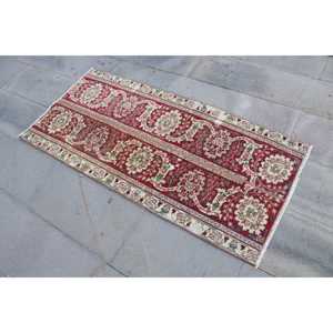Vintage Rug, 2.3x5.1 ft Turkish Rug, <b>Red</b> Green Moroccan <b>Wool</b> Rug - Product Image 2