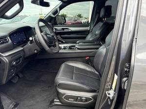 Jeep Wagoneer Série II d'occasion à bas prix, modèle 2024, à vendre - Product Image 3