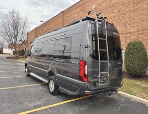 สภาพดีเยี่ยม ปี 2022 เมอร์เซเดส-เบนซ์ สปรินเตอร์ 3500 พร้อมส่ง - Product Image 6