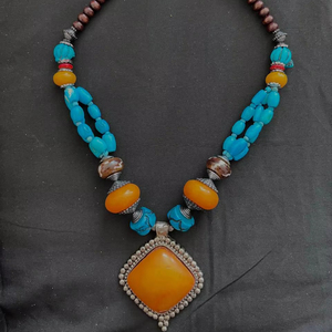 สร้อยคอเรซินหลากสีแบบพรีเมี่ยมสำหรับทุกเพศสร้อยคอแนววินเทจสไตล์ชาติพันธุ์โซ่ไข่มุกประดับเพชรสำหรับงานแต่งงาน - Product Image 1