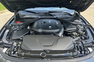 BMW 330i xDrive Sports Wagon Turbo 4 cylindres AWD 2017, bon état, très bien équipé, non modifié - Product Image 5