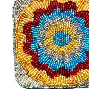 Dessous de verre durable et écologique perlé floral pour la maison, la table ou le bar-Porte-gobelet en verre personnalisable - Product Image 4